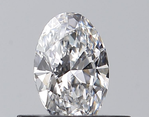 0.4 carat E-VVS2 Natūralus Oval Deimantas (1)