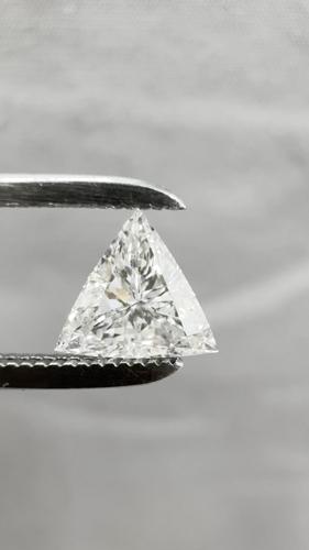 0.5 carat G-VS2 Natūralus Triangular Deimantas (1)