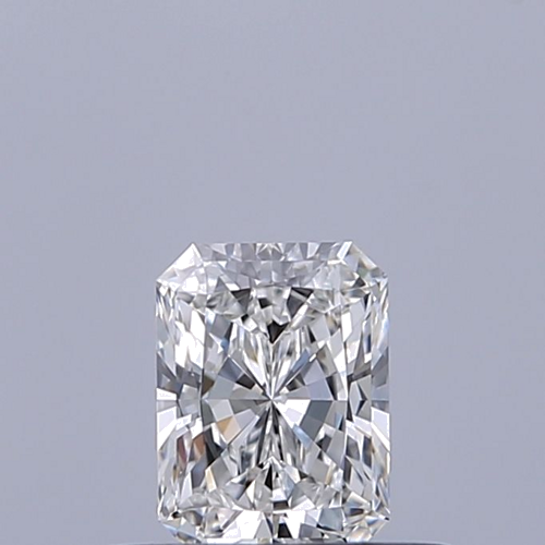 0.31 carat E-IF Natūralus Radiant Deimantas (1)