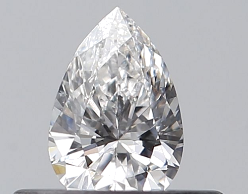 0.26 carat E-VS2 Natūralus Pear Deimantas (1)