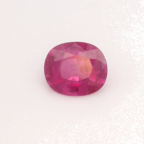 0.4 carat RED Cushion Rubinas (1)