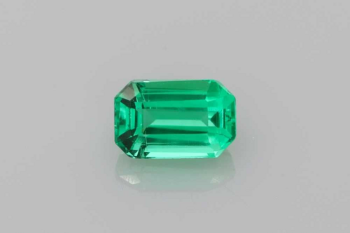 0.54 carat GREEN Emerald Smaragdas (1)