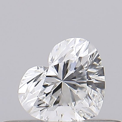 0.22 carat G-VVS2 Natūralus Heart Deimantas (1)
