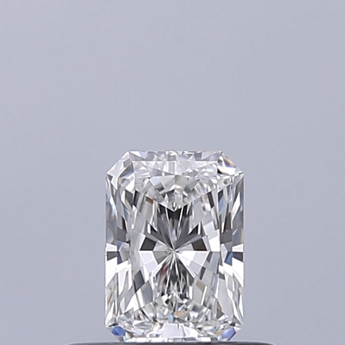0.32 carat E-VVS1 Natūralus Radiant Deimantas (1)
