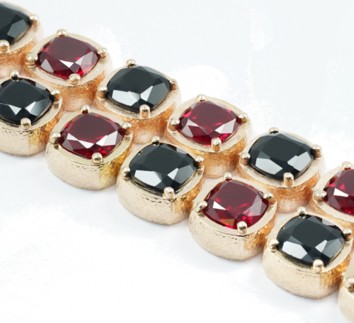 Auksinė apyrankė su rubinais ir juodaisiais oniksais (3)