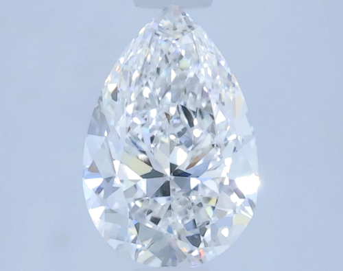 0.65 carat E-VVS2 Natūralus Pear Deimantas (1)