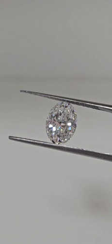 2.03 carat F-VS2 Natūralus Oval Deimantas (1)