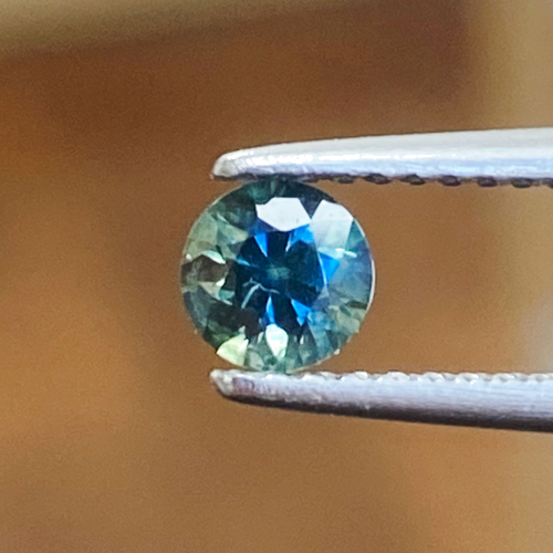 0.46 carat GREEN Round Safyras (1)