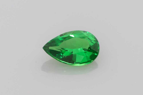 0.55 carat GREEN Pear Garnet (1)