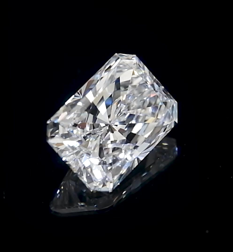 2.76 carat F-SI1 Natūralus Radiant Deimantas (1)