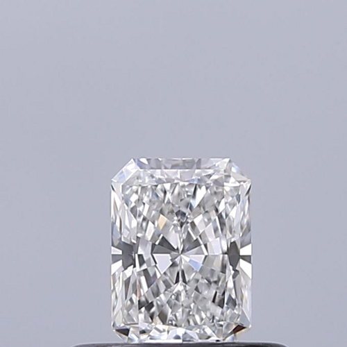 0.32 carat E-VVS2 Natūralus Radiant Deimantas (1)