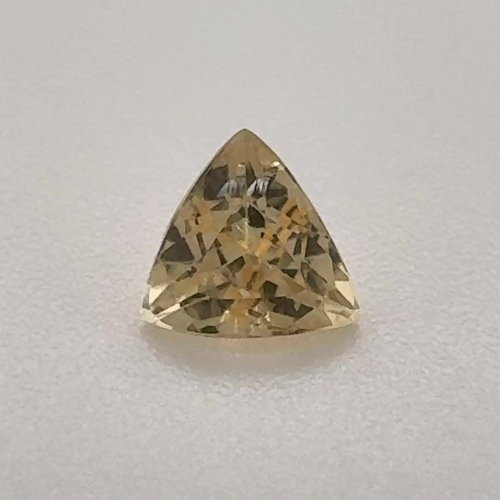 0.545 carat YELLOW Trilliant Topaz (1)