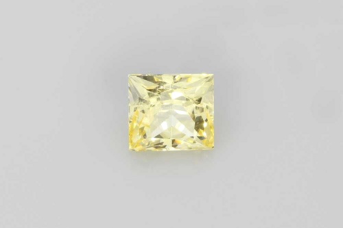 3.97 carat YELLOW Safyras (1)