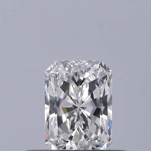 0.3 carat E-IF Natūralus Radiant Deimantas (1)