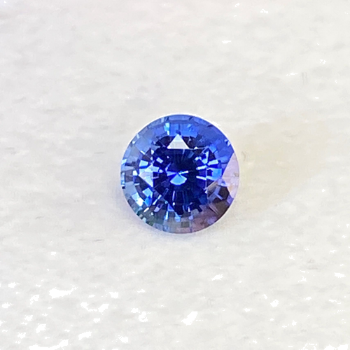 0.63 carat BLUE Round Safyras (1)