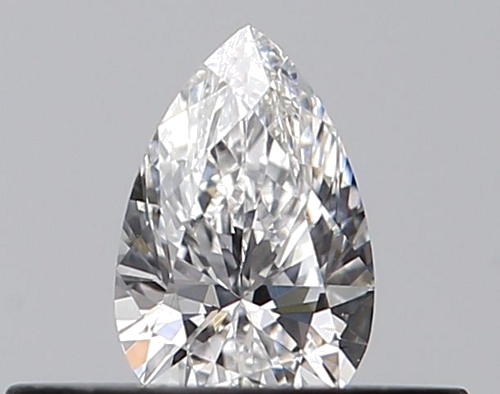 0.23 carat E-VS1 Natūralus Pear Deimantas (1)