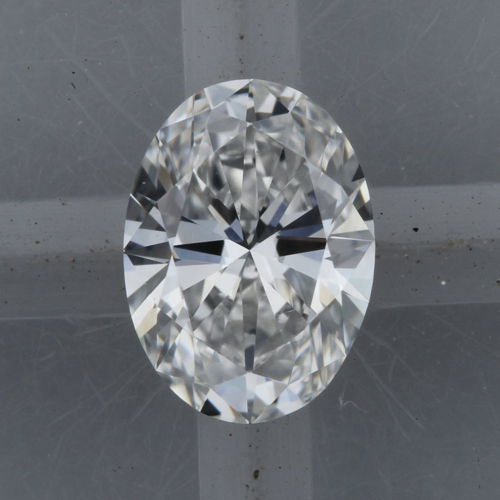 0.31 carat E-VVS2 Natūralus Oval Deimantas (1)