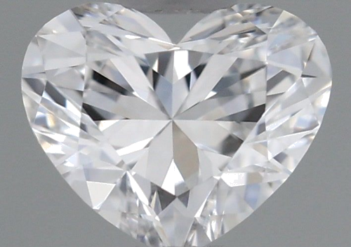 0.31 carat E-VVS1 Natūralus Heart Deimantas (1)