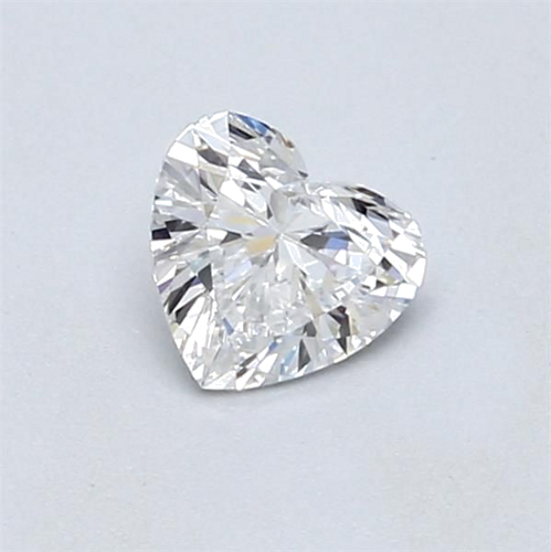 0.51 carat D-VVS2 Natūralus Heart Deimantas (1)
