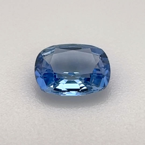 0.63 carat BLUE Cushion Safyras (1)