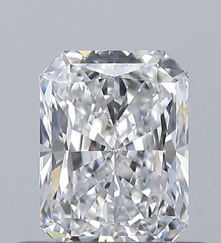 0.57 carat D-VVS2 Natūralus Radiant Deimantas (1)
