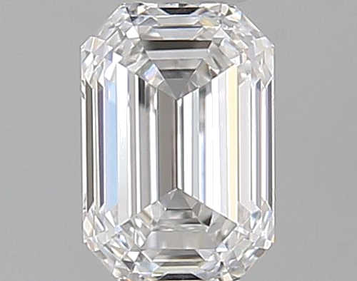 0.32 carat E-VVS2 Natūralus Emerald Deimantas (1)