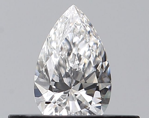 0.26 carat E-VVS2 Natūralus Pear Deimantas (1)
