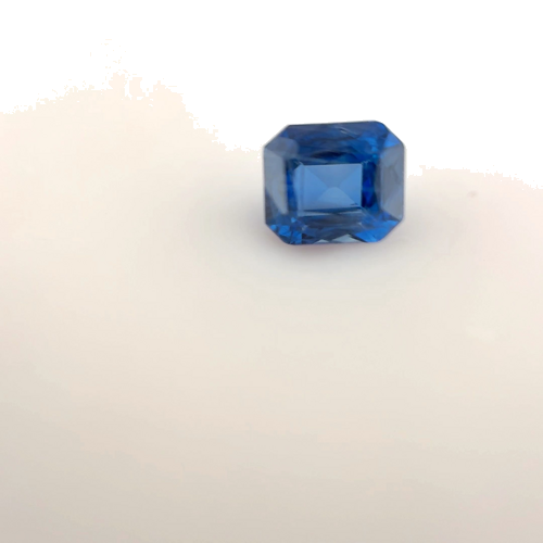 0.53 carat BLUE Emerald Safyras (1)