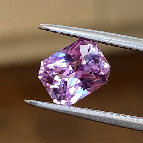 3.02 carat PINK Radiant Safyras (1)