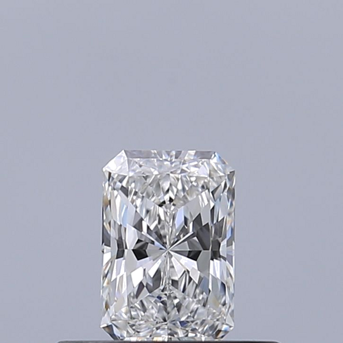 0.31 carat E-VVS1 Natūralus Radiant Deimantas (1)