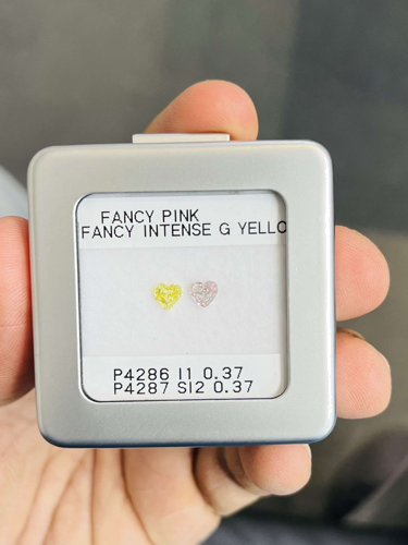 0.37 carat Fancy Green Yellow-SI2 Natūralus Heart Deimantas (1)