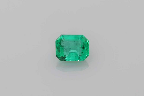 0.68 carat GREEN Emerald Smaragdas (1)