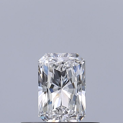 0.32 carat D-VVS2 Natūralus Radiant Deimantas (1)