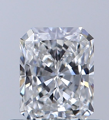 0.54 carat E-IF Natūralus Radiant Deimantas (1)