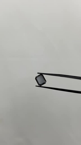 1.43 carat Fancy Dark Gray-VVS2 Natūralus Emerald Deimantas (1)