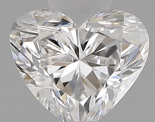 0.3 carat E-VS1 Natūralus Heart Deimantas (1)