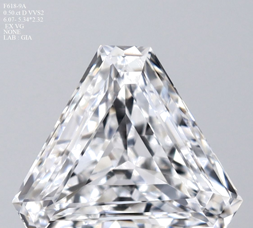 0.5 carat D-VVS2 Natūralus Triangular Deimantas (1)