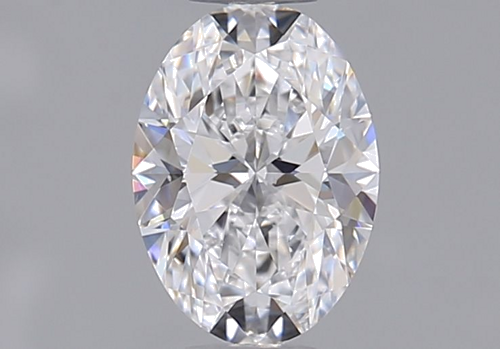 0.51 carat E-VS2 Natūralus Oval Deimantas (1)