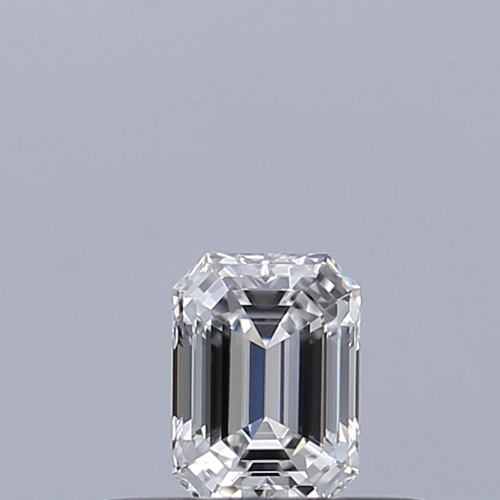 0.23 carat E-VVS2 Natūralus Emerald Deimantas (1)