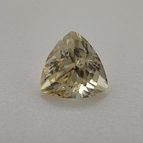 0.565 carat YELLOW Trilliant Topaz (1)