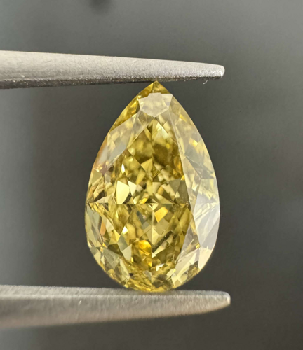 1.05 carat Fancy Deep Brownish Yellow-SI1 Natūralus Pear Deimantas (1)