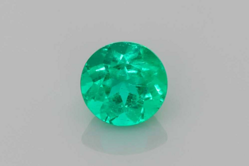 0.54 carat GREEN Round Smaragdas (1)