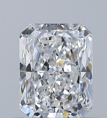 0.8 carat E-VVS2 Natūralus Radiant Deimantas (1)