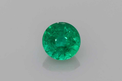 0.53 carat GREEN Round Smaragdas (1)