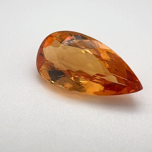 5.61 carat ORANGE Pear Topaz (1)