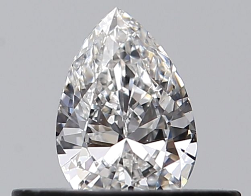 0.26 carat E-VVS1 Natūralus Pear Deimantas (1)