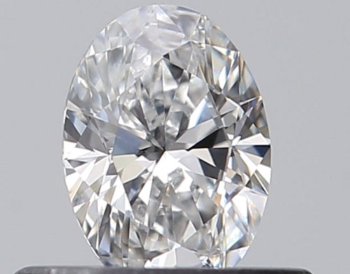 0.35 carat E-VS1 Natūralus Oval Deimantas (1)