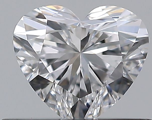 0.42 carat D-VVS2 Natūralus Heart Deimantas (1)