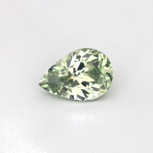 0.6 carat GREEN Pear Safyras (1)
