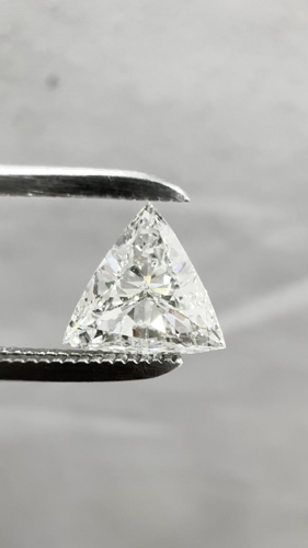 0.6 carat J-SI1 Natūralus Triangular Deimantas (1)